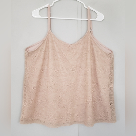 Torrid Beige Lace and Super Soft V-Neck Swing Cami - Picture 4 of 12